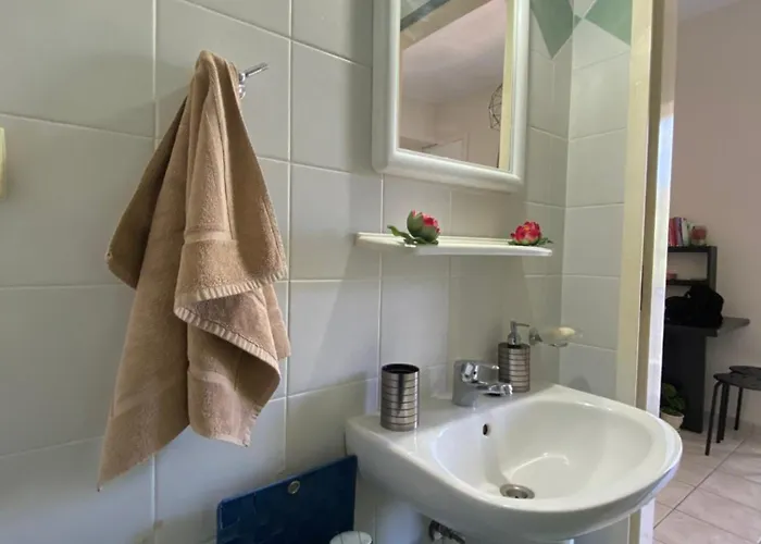 Irinis In * Kalamata