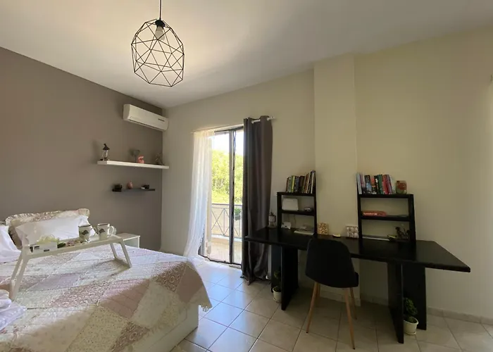 Apartment Irinis In *